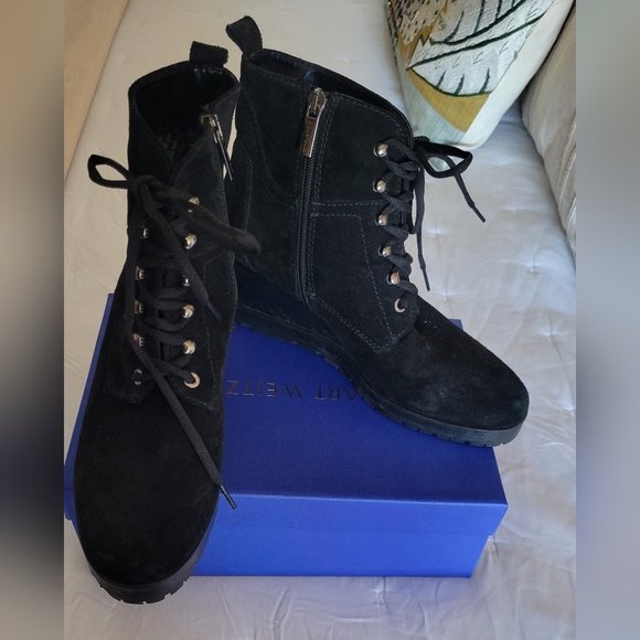 Aquatalia black suede booties - Picture 3 of 9